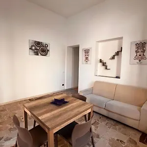 A Casa Di Carlo LMP